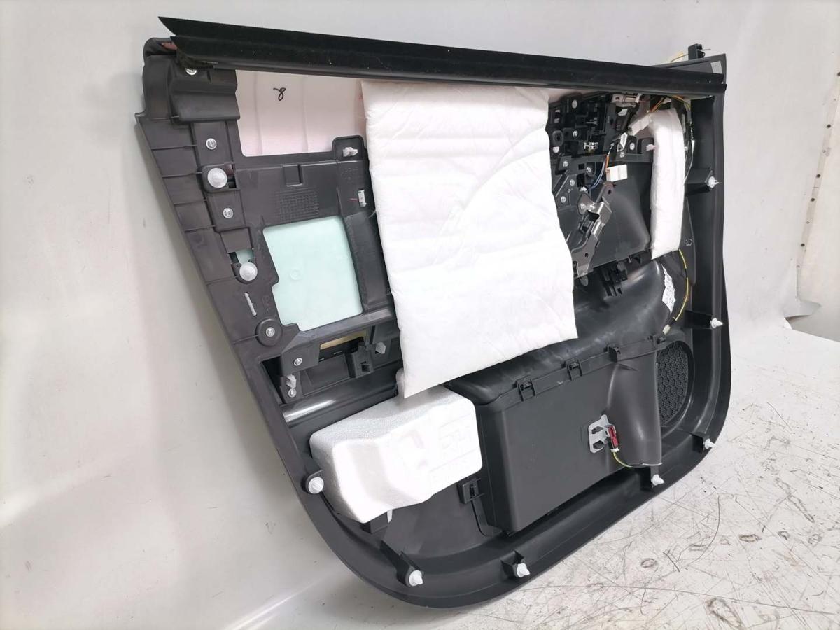 Mitsubishi Eclipse Cross original T&uuml;rverkleidung vorn rechts Facelift Bj.2023